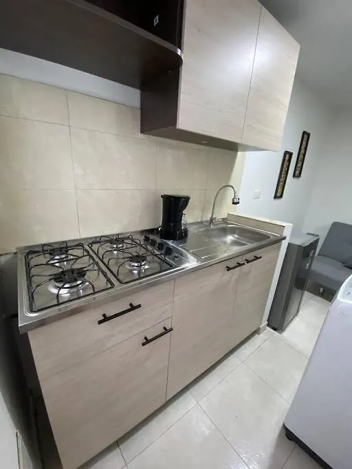 Hermoso Apto Cerca Al Aeropuerto Apartment Bogota